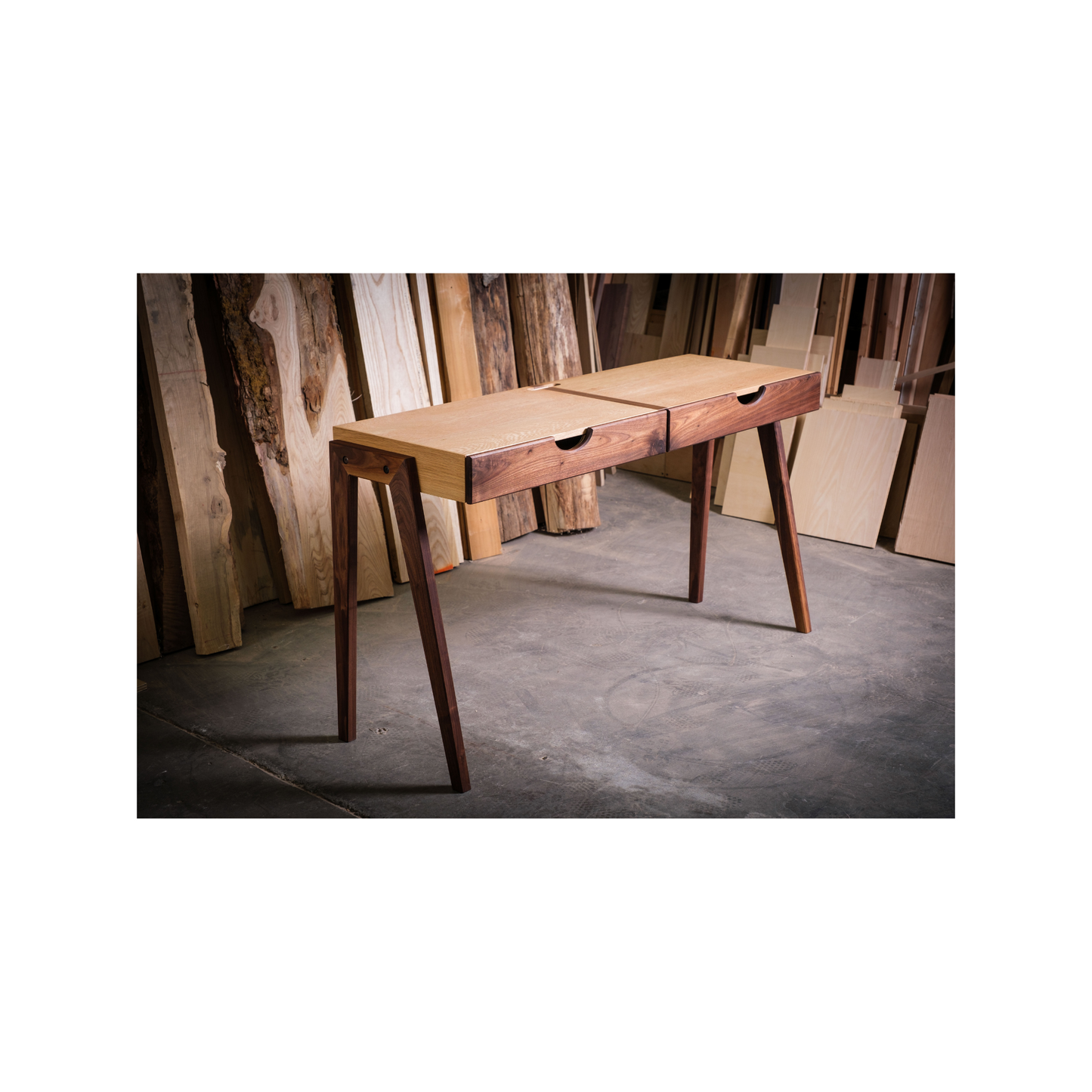 Aurelius Writer's Desk