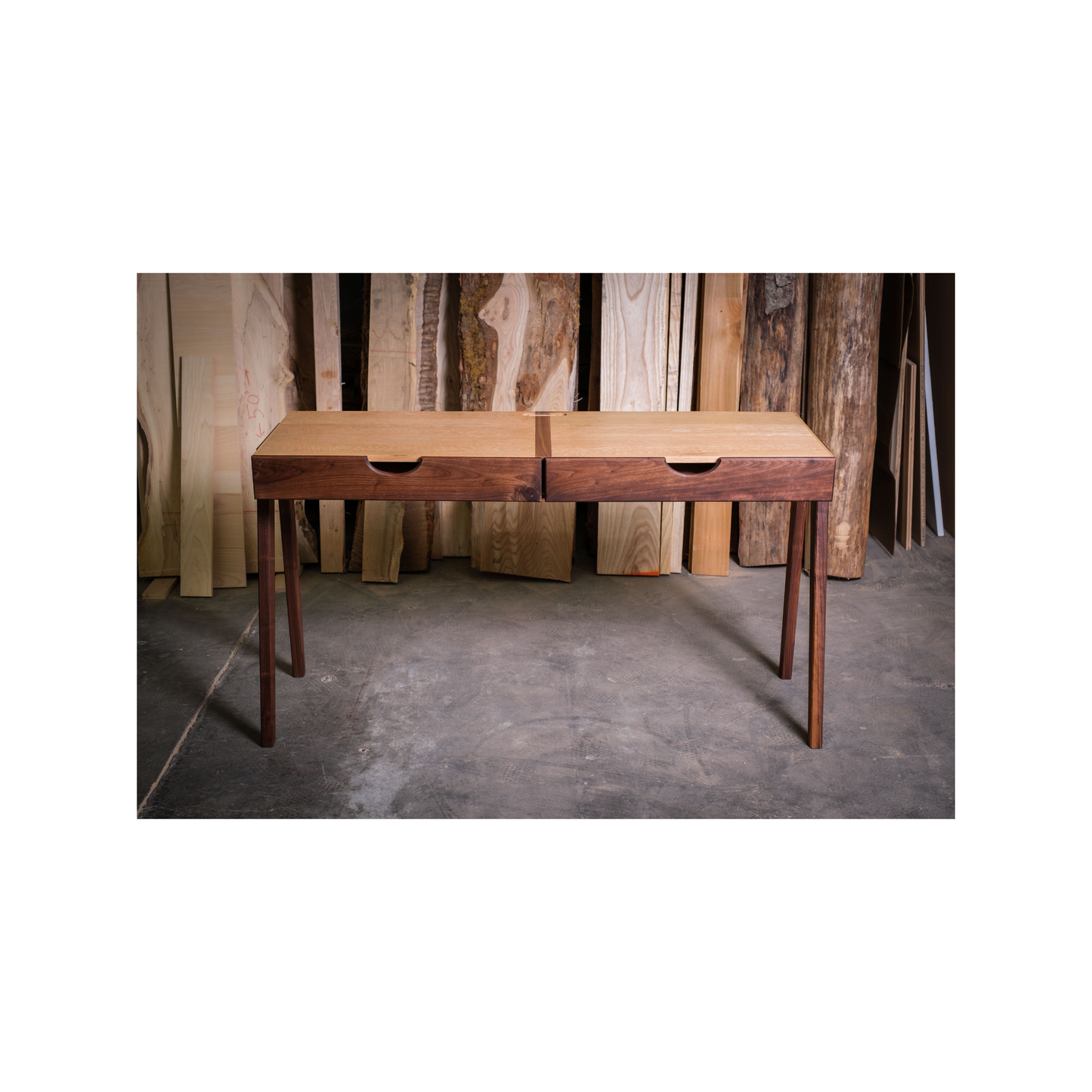 Aurelius Writer's Desk