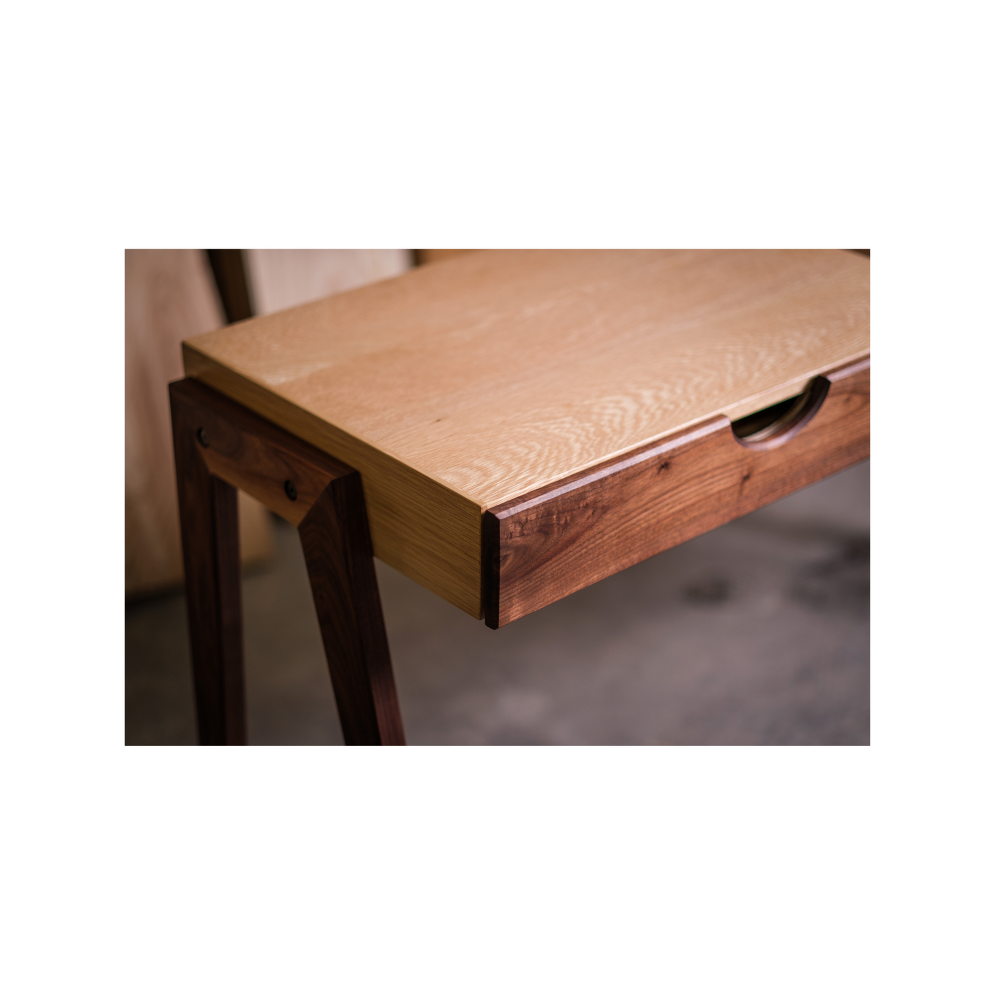 Aurelius Writer's Desk