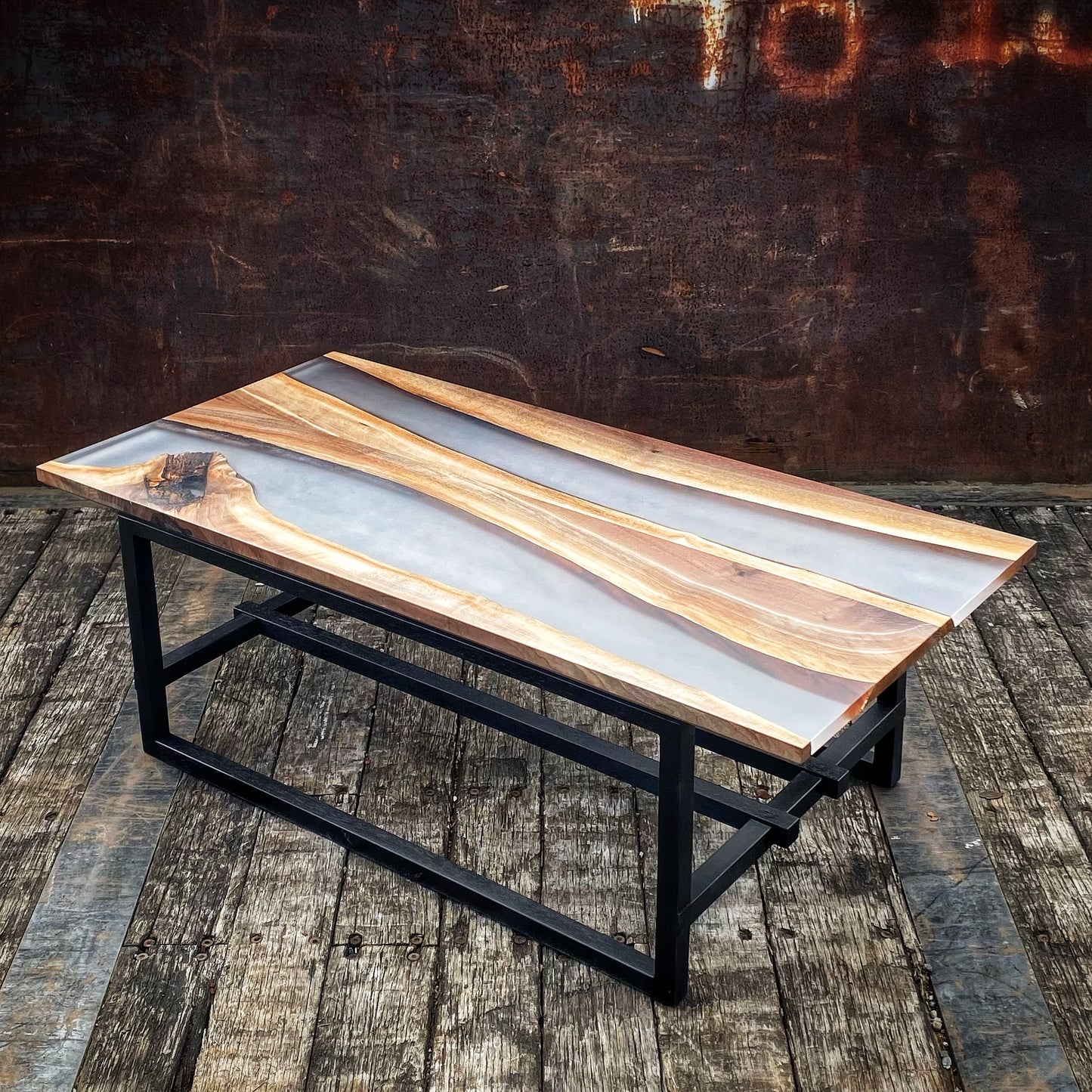 Black Walnut Coffee Table (Clear)